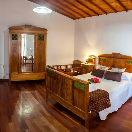 Quinta Bolas * Ponta Delgada (Sao Miguel)