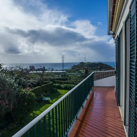 Quinta Bolas Ponta Delgada (Sao Miguel)