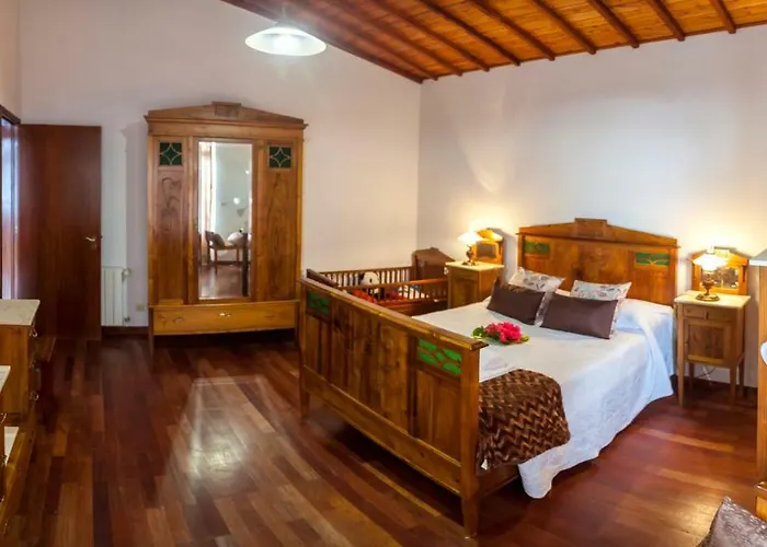 Quinta Bolas * Ponta Delgada